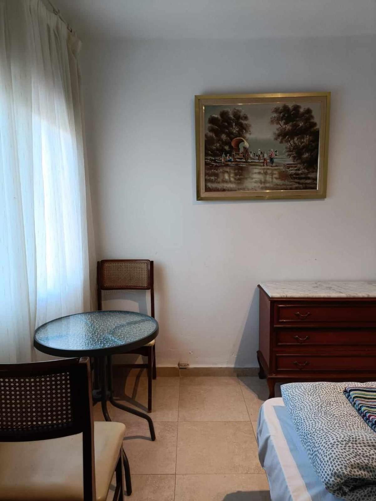 Апартаменти 24 D-Habitacion En Piso San Vicente Raspeig Екстер'єр фото