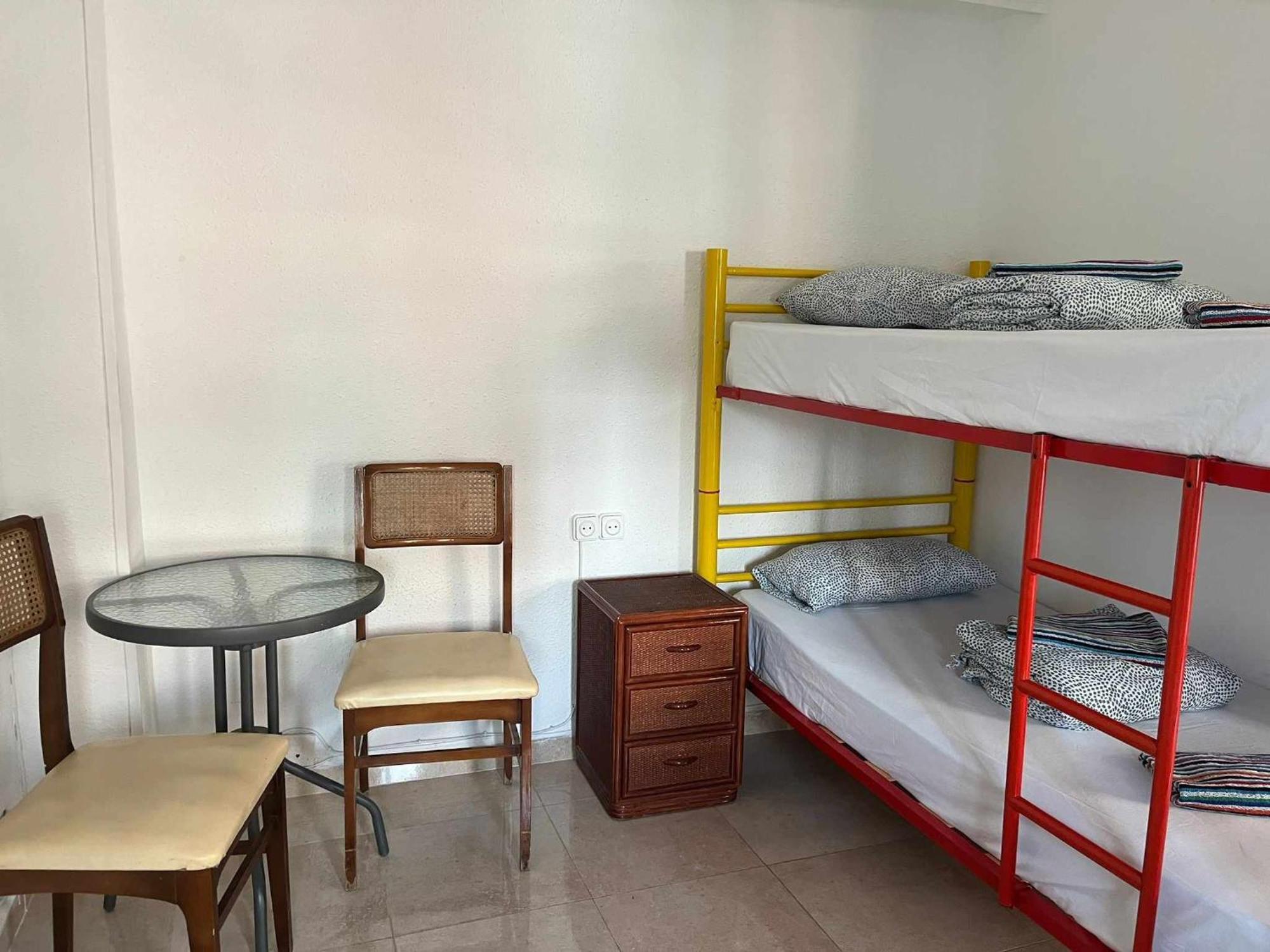 Апартаменти 24 D-Habitacion En Piso San Vicente Raspeig Екстер'єр фото