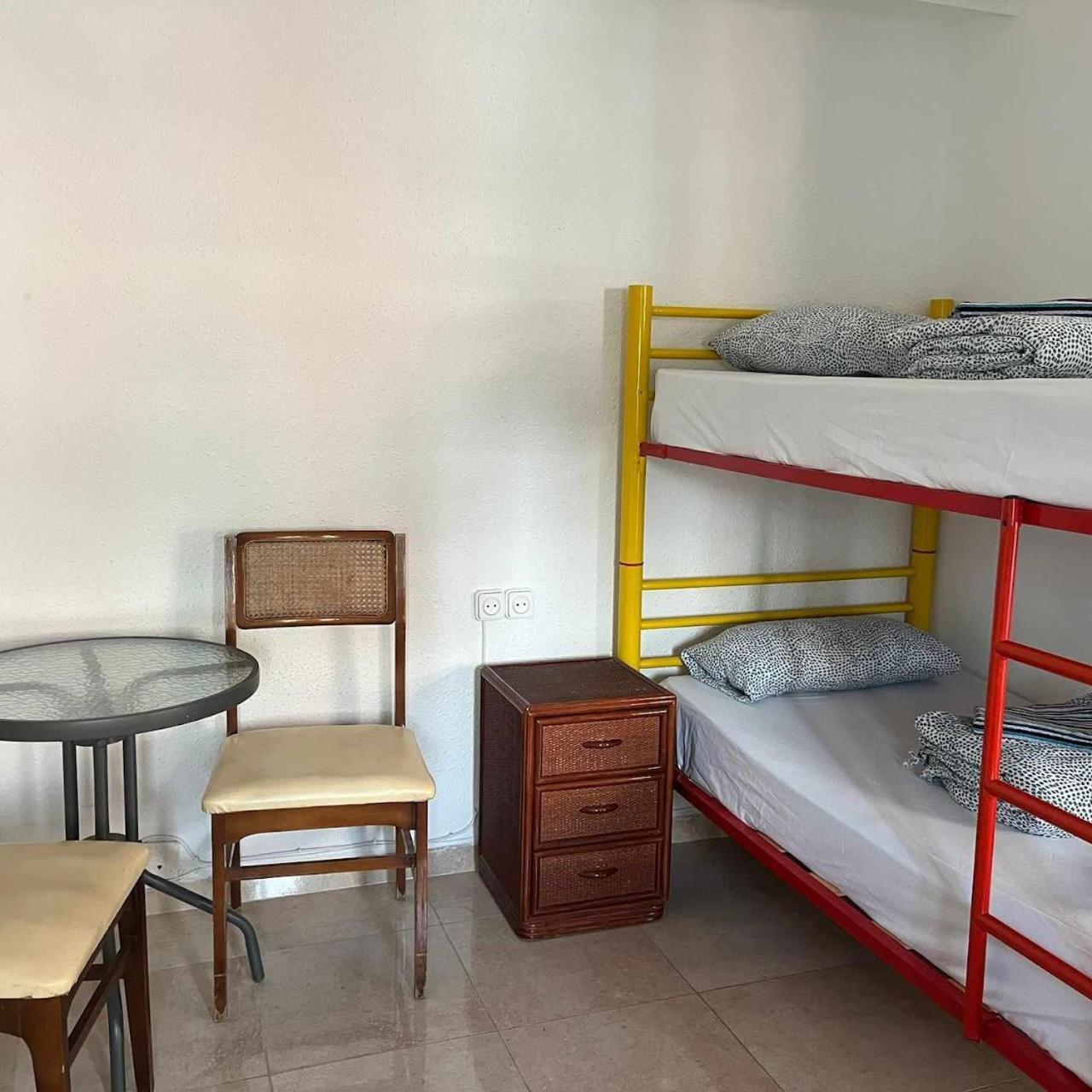 Апартаменти 24 D-Habitacion En Piso San Vicente Raspeig Екстер'єр фото